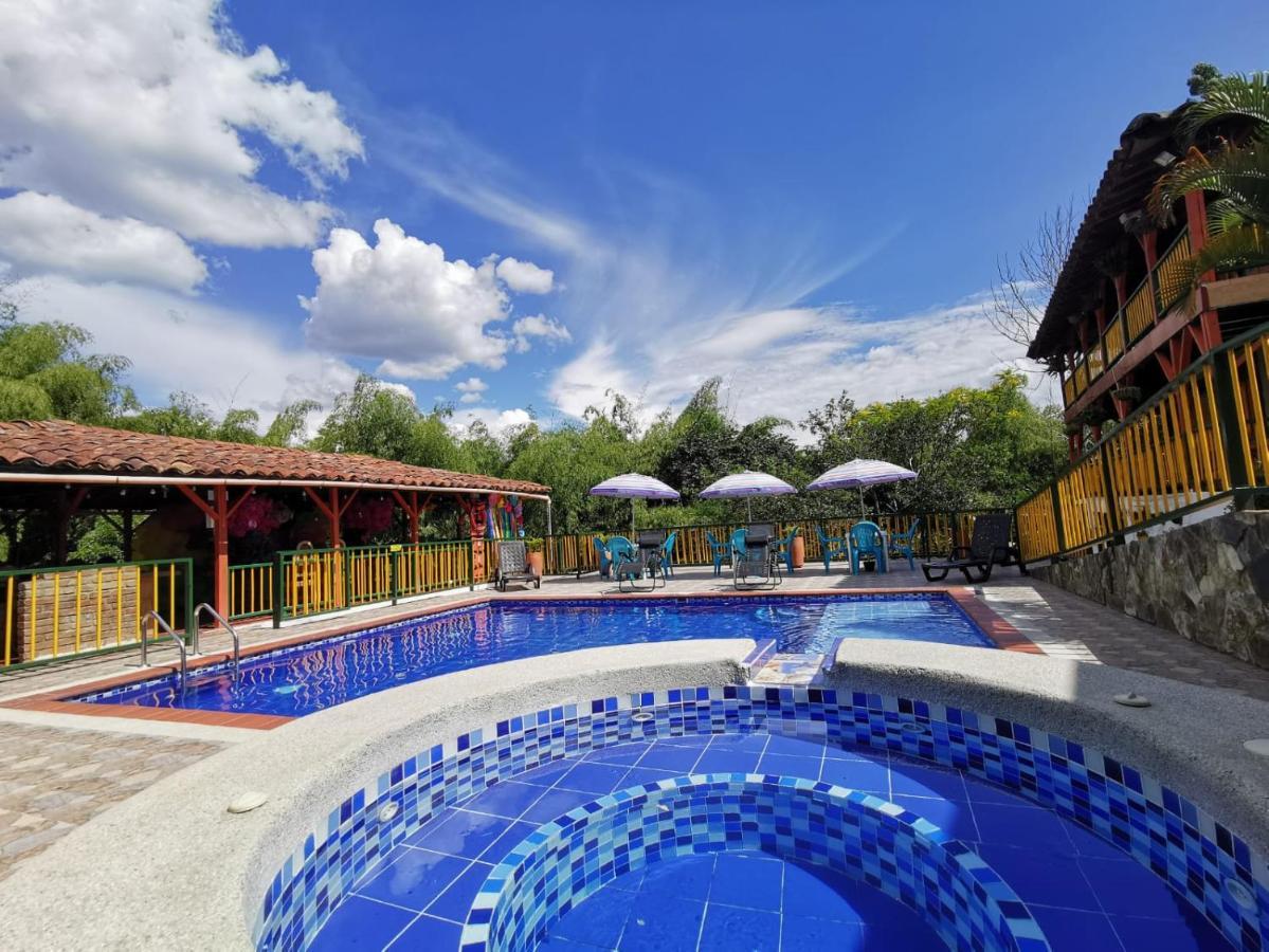 Finca Hotel Villa Mariana Монтенегро Экстерьер фото